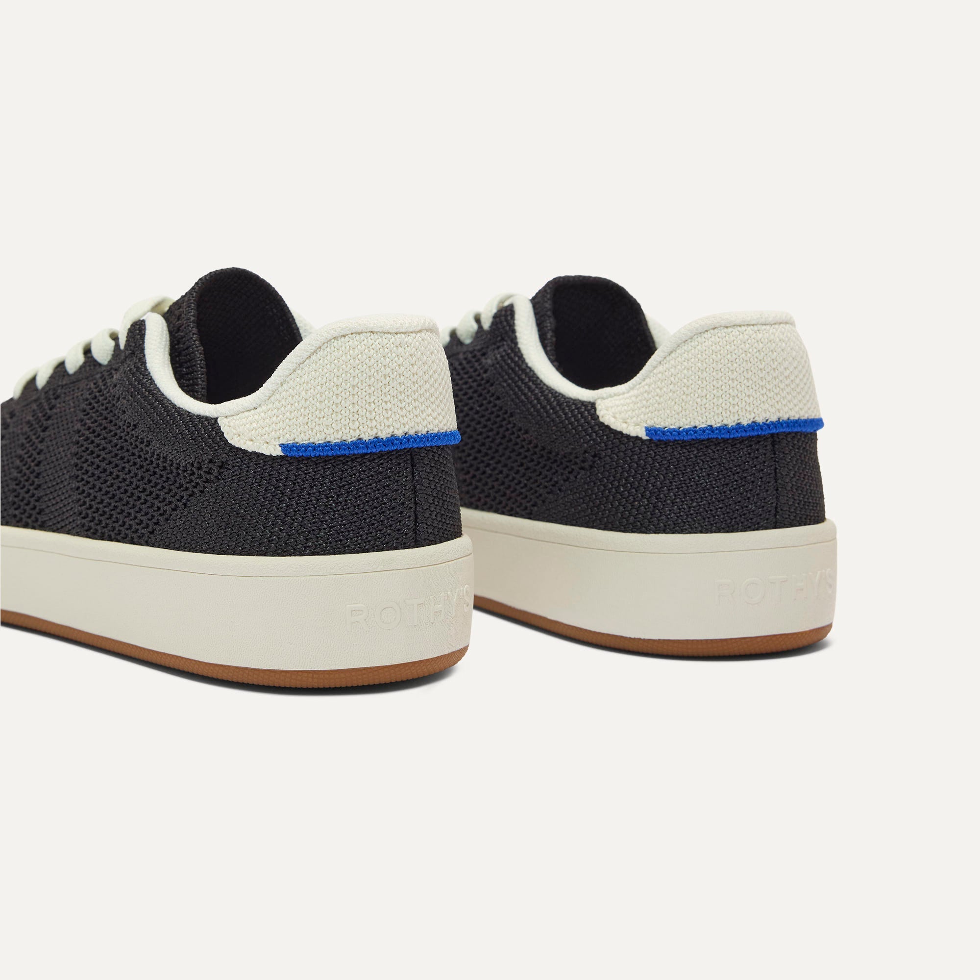 The Kids Stretch Sneaker - Zoom - Image 3
